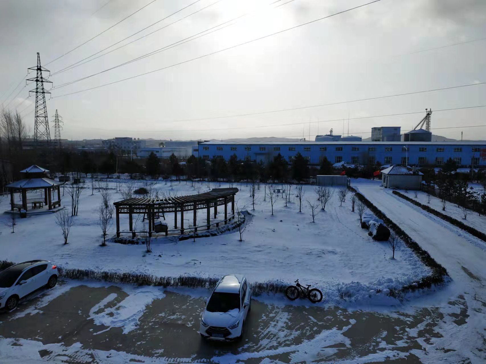 深圳古特吉林工厂，位于吉林敦化，生产线目前主打产品为谷胱甘肽和β-烟酰胺单核苷酸。